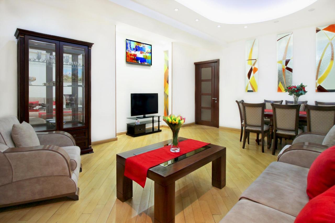 3 Bedroom Apartment Near Republic Square Erywań Zewnętrze zdjęcie