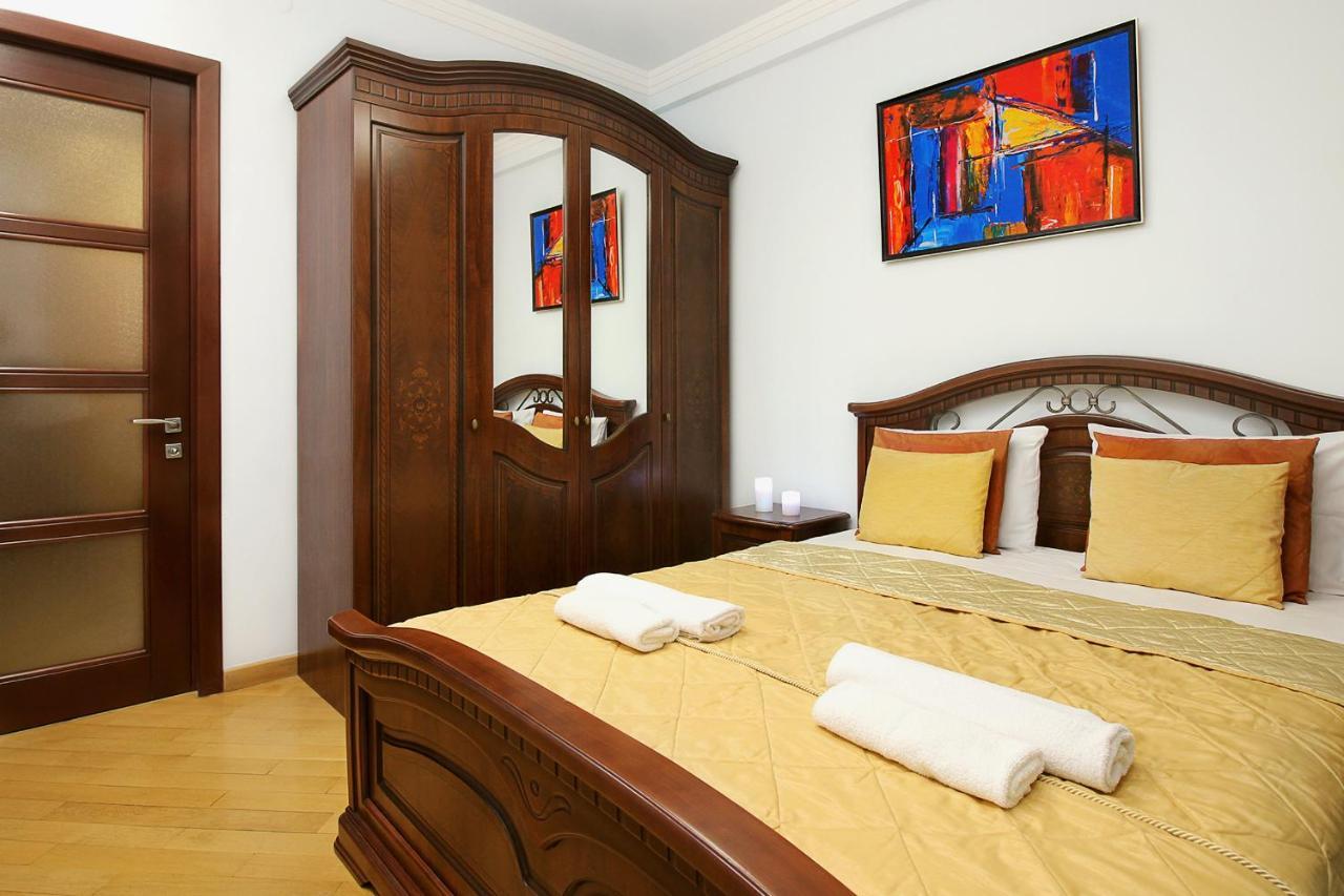 3 Bedroom Apartment Near Republic Square Erywań Zewnętrze zdjęcie